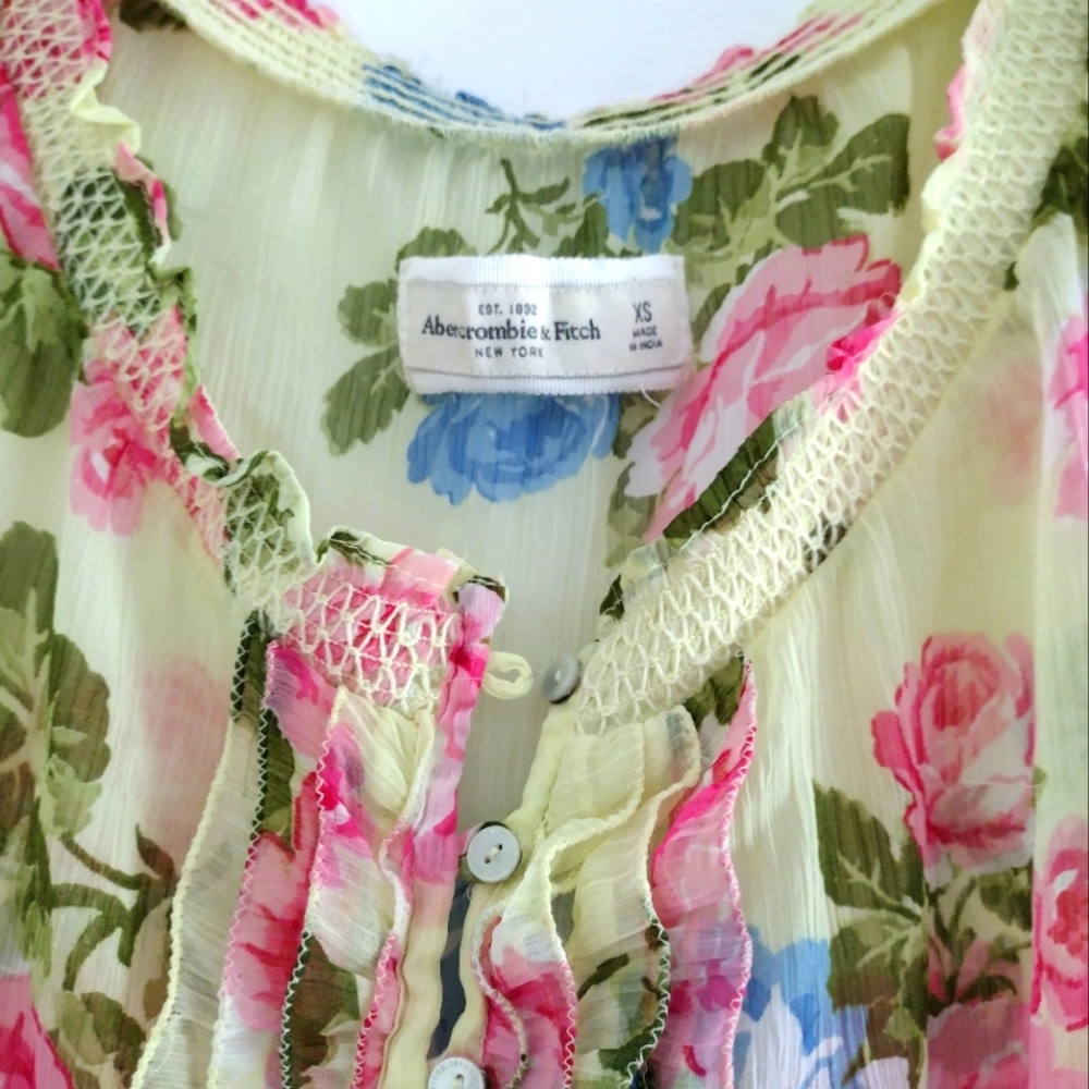 Blouse - Picture 3 of 3